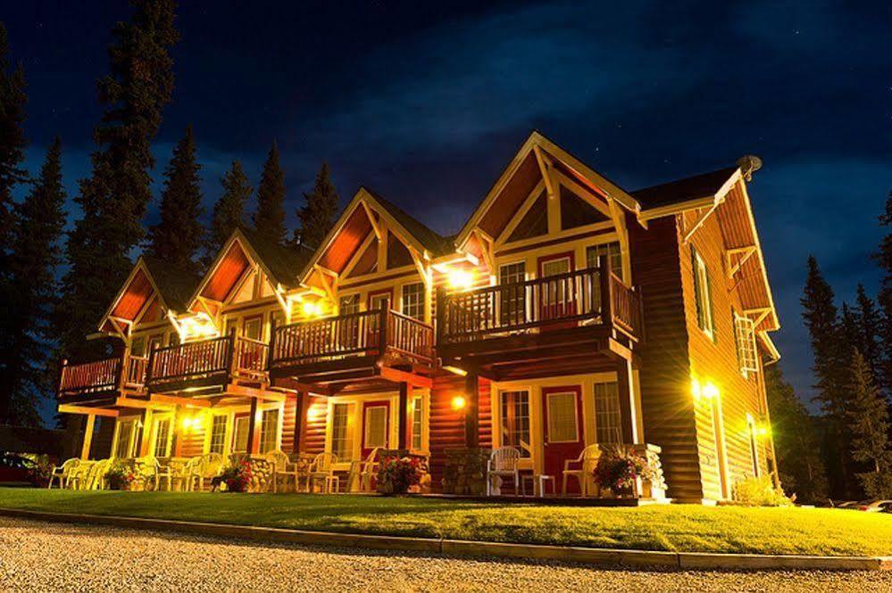 Paradise Lodge And Bungalows Lake Louise Eksteriør billede
